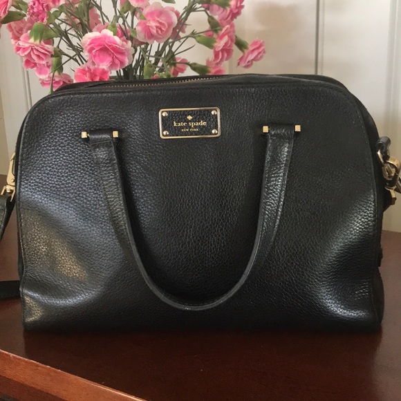 kate spade Handbags - Beautiful Kate Spade Black bag